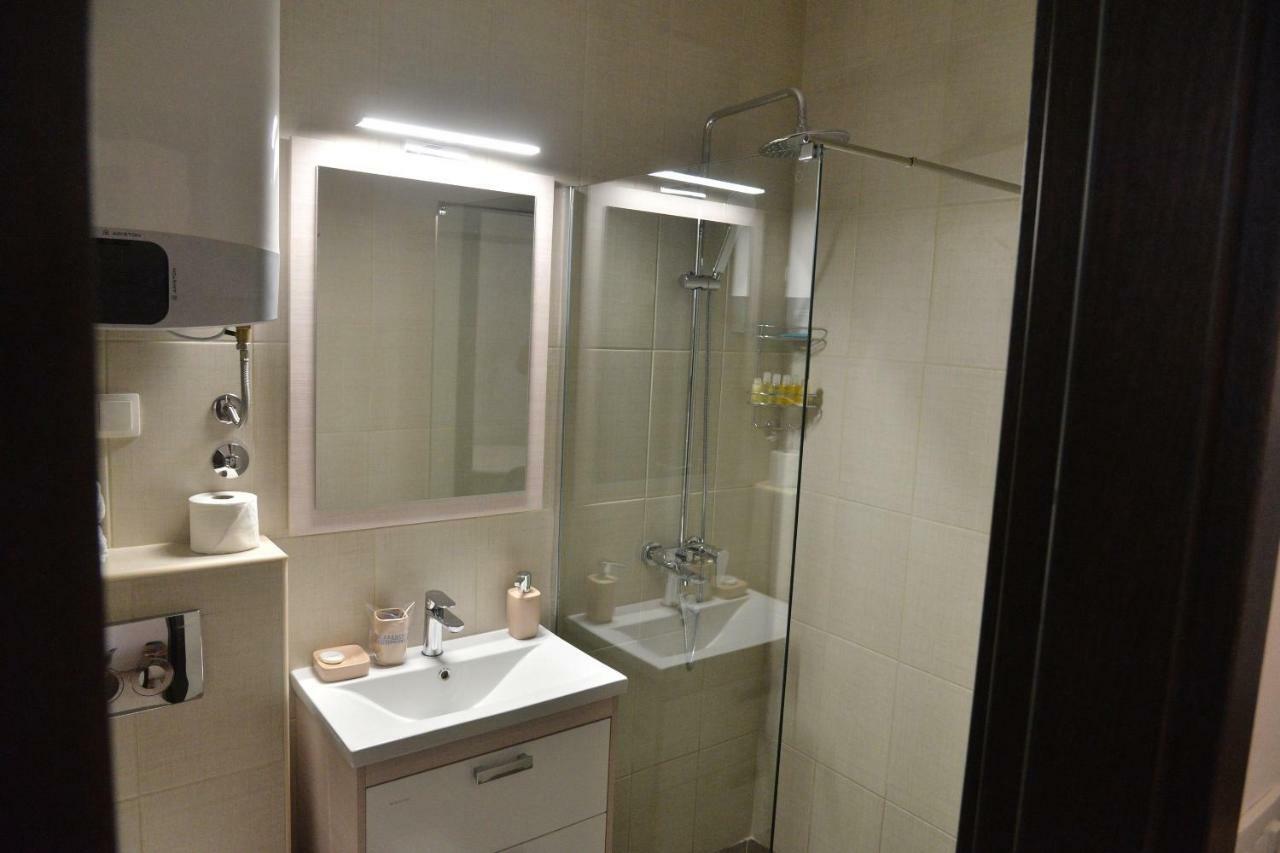 Helada Apartments 티바트 외부 사진