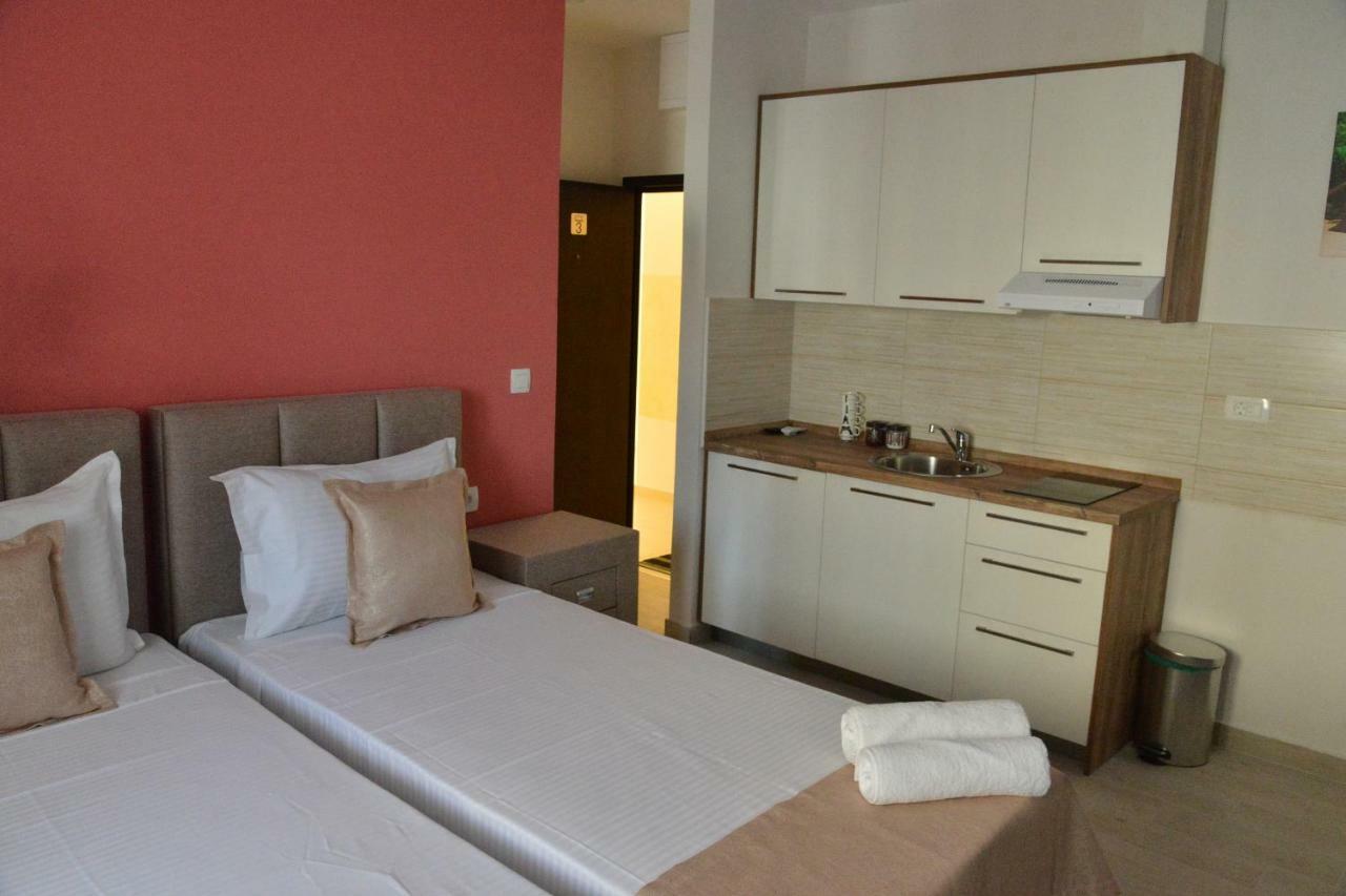 Helada Apartments 티바트 외부 사진
