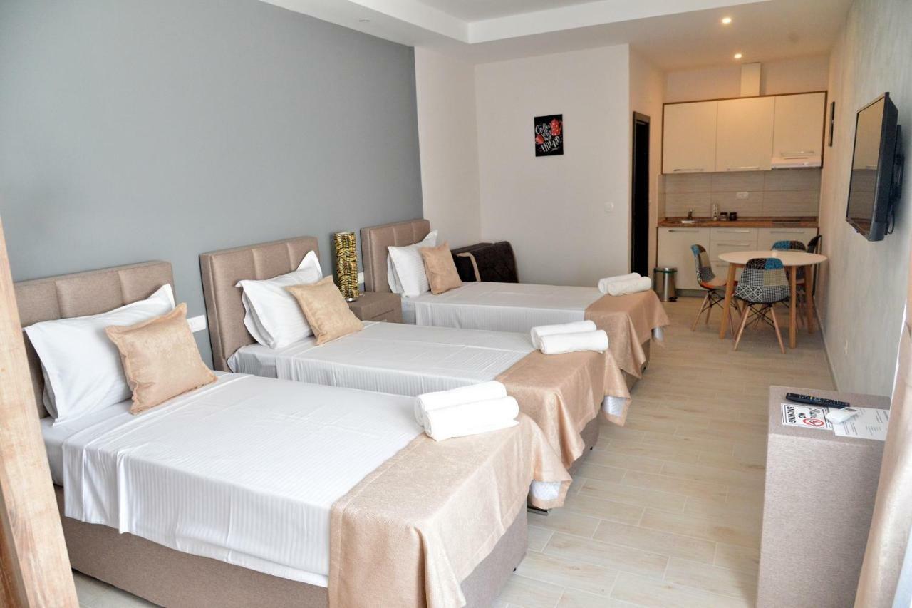 Helada Apartments 티바트 외부 사진